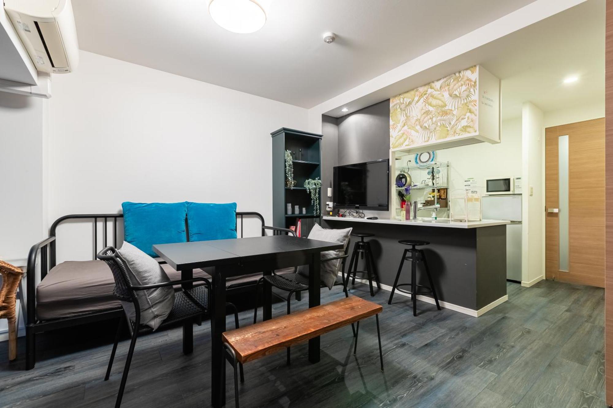 Namba 2 Bedroom Apartment, 1 Min To Nippombashi Osaka Exterior photo